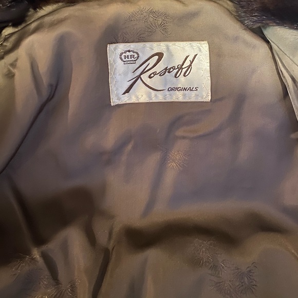 Mink Coat - Picture 3 of 3